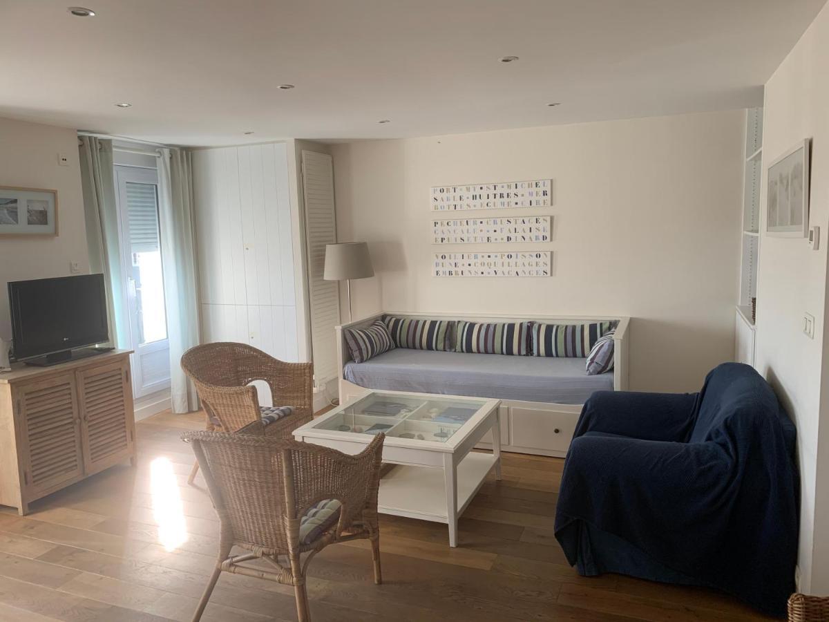 Vue Sur Mer Cancale Exterior photo