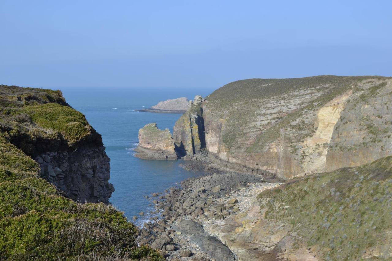 Vue Sur Mer Cancale Exterior photo